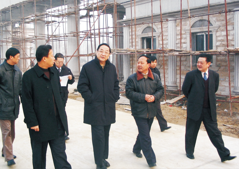 2005年1月14日，中共中央政治局委員、湖北省委書記俞正聲來公司調(diào)研